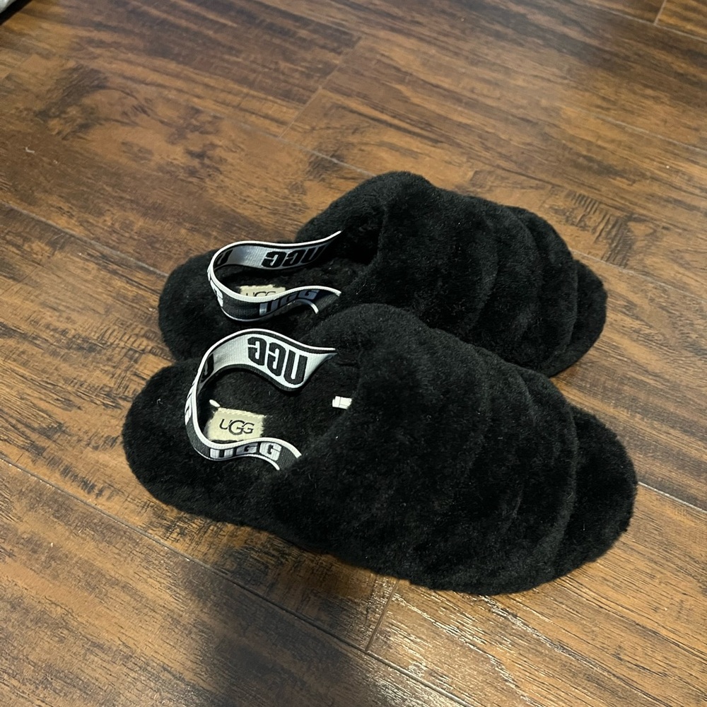 UGG Black Fluff Yeah Slippers
